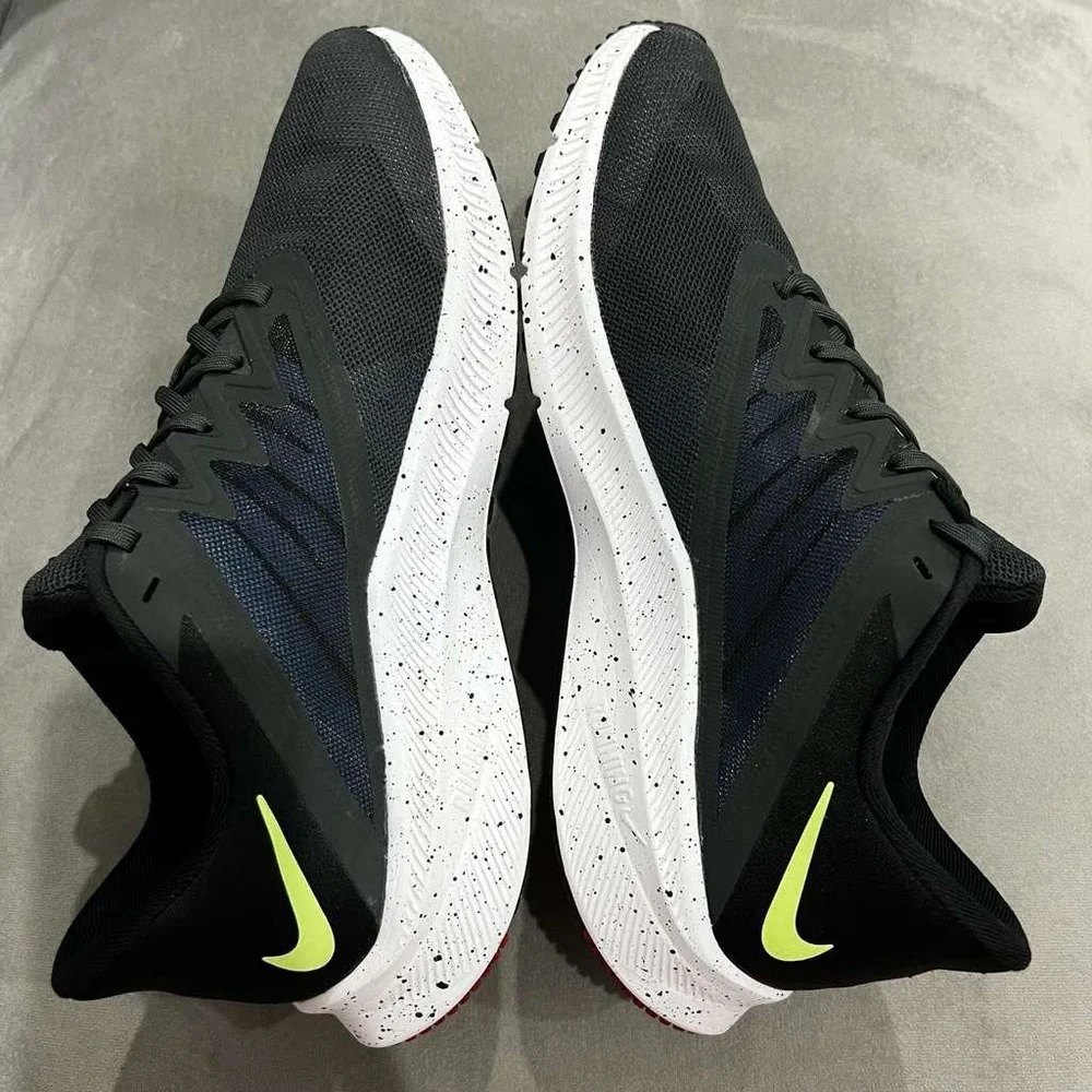 Nike Quest 3 Running Shoes Mens 10.5 Black Volt Blue DH0203-001 Athletic Sneaker
